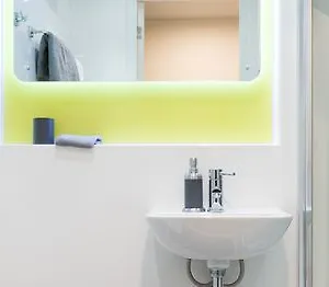3* Hotel Aparto- Dorset Point- Centre